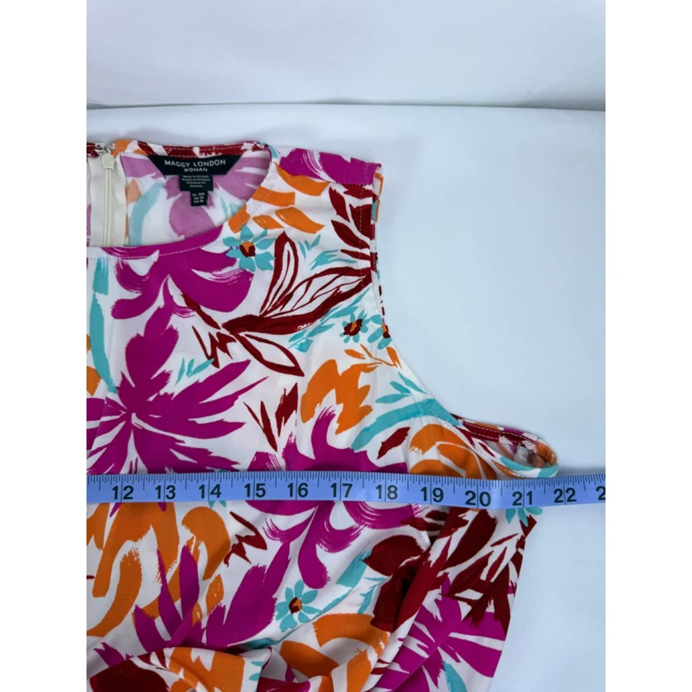 NWOT Women's Maggy London Plus 16W White Floral Fuchsia Sleeveless Midi Dress
